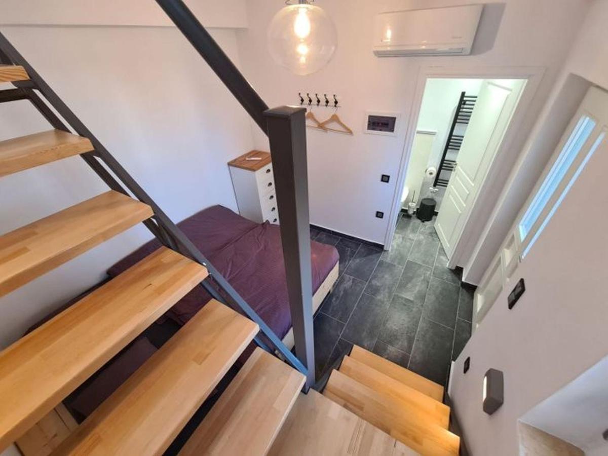 Апартаменты Gythio Townhouse Экстерьер фото