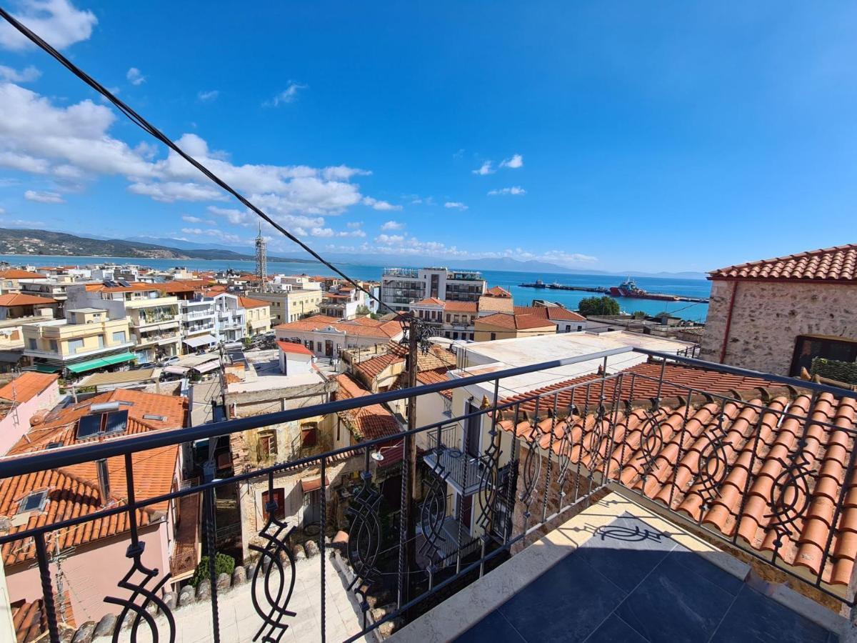 Апартаменты Gythio Townhouse Экстерьер фото